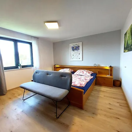 Mit Malerischem Bergblick Im Apartment *